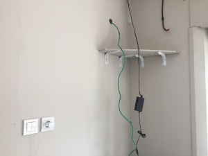 30 Santimetreden Girip Dükkanı Soydu, Farklı Kılıkla Çıkarken Kameraya Yakalandı