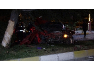 Ehliyetsiz Sürücü Yine Alkollüyken Kaza Yaptı: 2 Ölü, 1 Yaralı