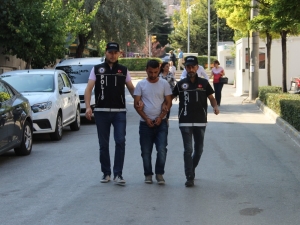 İl Dışından Getirilen Uyuşturucu Satıcısının Üzerinde Ele Geçirildi