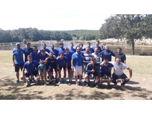 Oyuncular Piknikte Moral Buldu