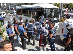 Hdp’liler Gözaltına Alındı