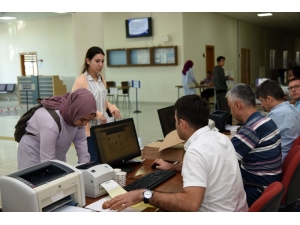 Üniversite Kayıtları Başladı