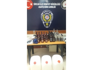 Kuaförde 36 Şişe Kaçak Alkol Ele Geçirildi