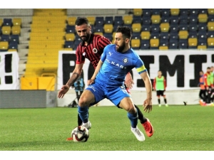 Bursaspor’da Selçuk Şahin Bombası