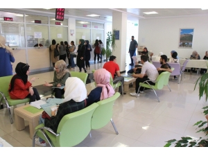 7 Aralık Üniversitesine Öğrenci Kayıtları Sürüyor