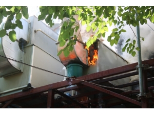 Denizli’deki Restoranda Çıkan Yangında Zarar 50 Bin Tl