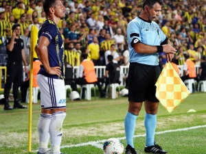 Emre Belözoğlu: "Fenerbahçe’nin Tek Hedefi Şampiyonluktur"