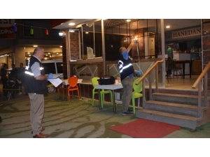 Bafra’da 2 İş Yeri Kurşun Yağmuruna Tutuldu