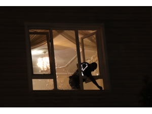 Karaman’da Kimliği Belirsiz Kişilerce Bir Ev Kurşunlandı