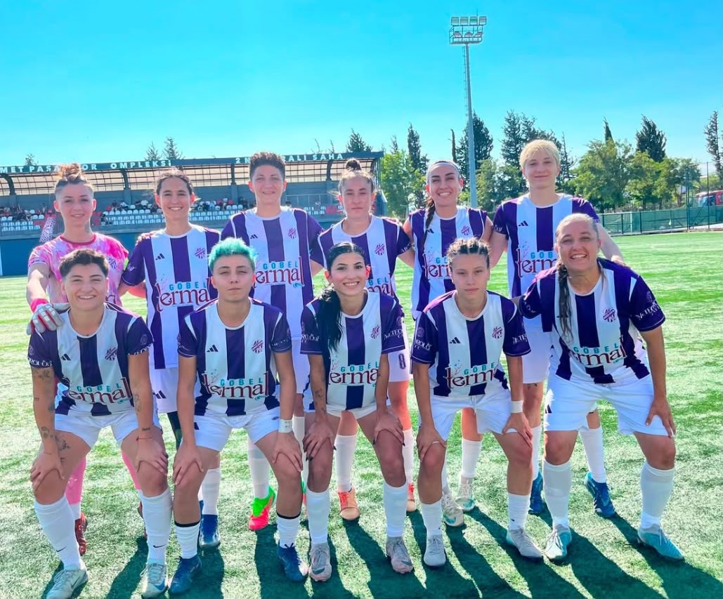 tavsanli-akincilar-spor-kadin-futbol-takimi-2-lig-icin-sahaya-cikiyor