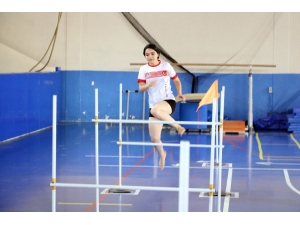 Öğrenciler Besyo Özel Yetenek Sınavlarında Ter Döküyor