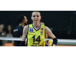 Fenerbahçe’de Kaptan Eda Erdem Sözleşme Uzattı