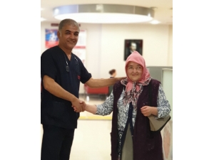 Karnındaki 40 Cm’lik Fıtıktan 2 Saatte Kurtuldu