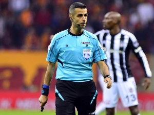 Mete Kalkavan 3 Yıl Sonra Türk Telekom Stadyumu’nda Düdük Çalacak