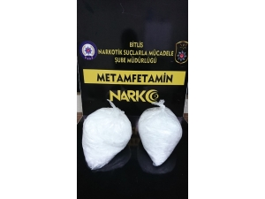 Bitlis’te 1 Kilo 888 Gram Metanfetamin Ele Geçirildi