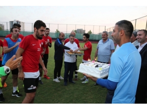 Aslan’dan Karaköprüspor’a Moral Ziyareti