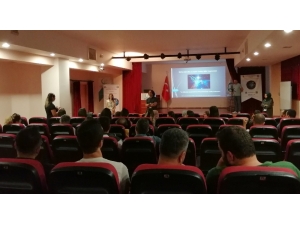 Fen Bilimleri Öğretmenleri Esogü Eğitim Fakültesi’nde Buluştu