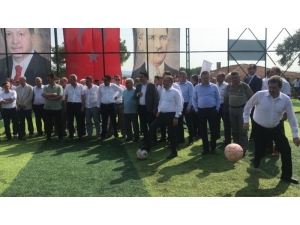 Etili Köyüne 400 Öğrencinin Faydalanabileceği Halı Saha Kazandırıldı