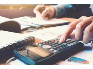 Türkiye’de Yetişkinlerin Yüzde 50’si Ay Sonunda Eksi Bakiyeye Düşüyor