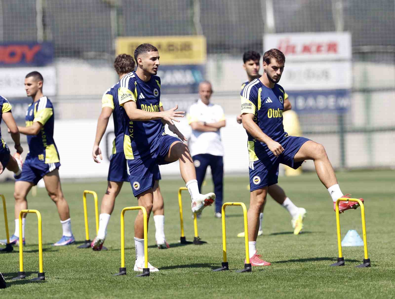 fenerbahce-roma-maci-hazirliklarina-basladi