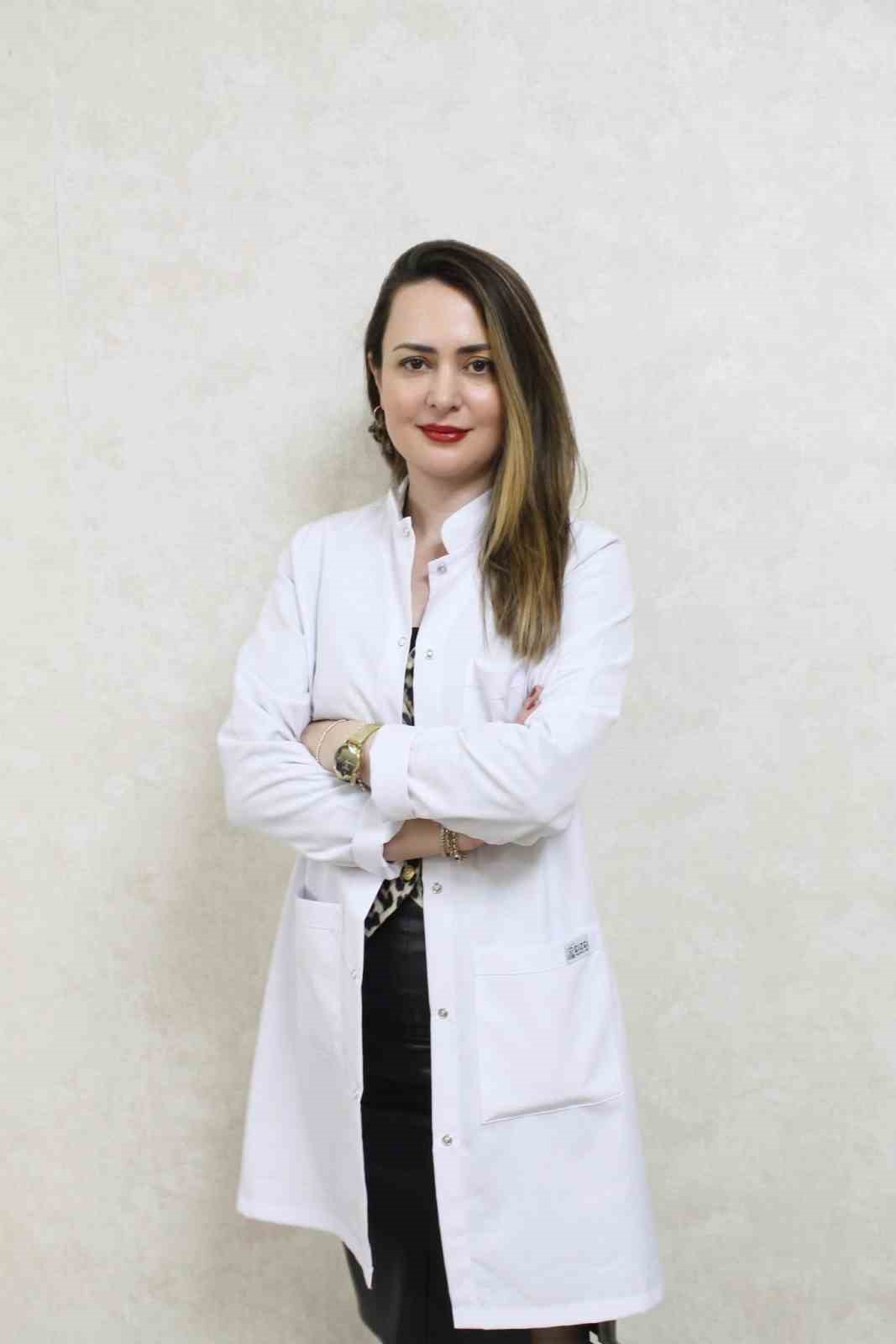 dr-derya-deniz-klima-ile-serinlerken-sagliginizdan-olmayin