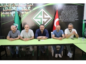 Sakaryaspor’da 6 Yönetici İstifa Etti