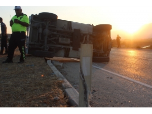 Hatay’da Zırhlı Polis Aracı Devrildi: 2 Yaralı