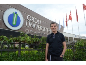 Emekliliğinin 15’inci Yılında Üniversite Kazandı