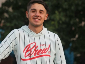 Ehliyetsiz Genç Motorla Tır Altında Kalarak Hayatını Kaybetti