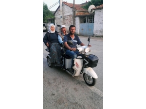 Engelli Anne-babasını Taşıdığı Motoru Çaldılar