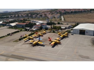 Thk, Kameraları Görünce Şov Uçuşu Yaptı, Pisti Suladı