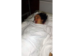 Doğum Yapan Eşini Hastanede Bıçakladı