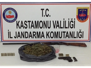 Jandarma’dan Uyuşturucu Operasyonu