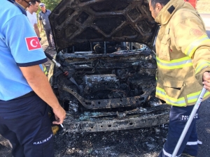 Seyir Halindeki Araç Yandı