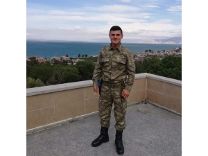 Sinoplu Uzm. Onbaşı İdris Gezer, Hakkari’de Şehit Düştü