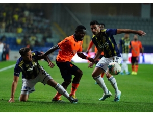 Tolga Ciğerci Ve Deniz Türüç İlk 11’de