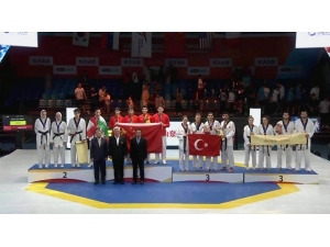 Türkiye Taekwando Milli Takımı Dünya Üçüncüsü
