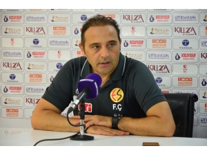 Fuat Çapa: “Hakemler Canımızı Yakıyor”