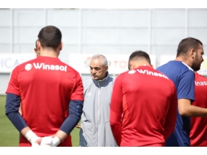 Sivasspor’da Gaziantep Hazırlıkları Yarın Başlıyor