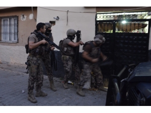 Adana’da Deaş Operasyonu