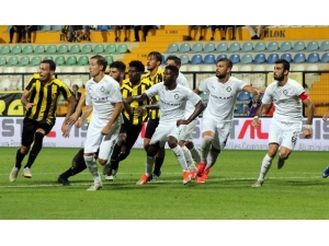 İzmir’in Yüzü Bu Hafta Futbolda Gülmedi