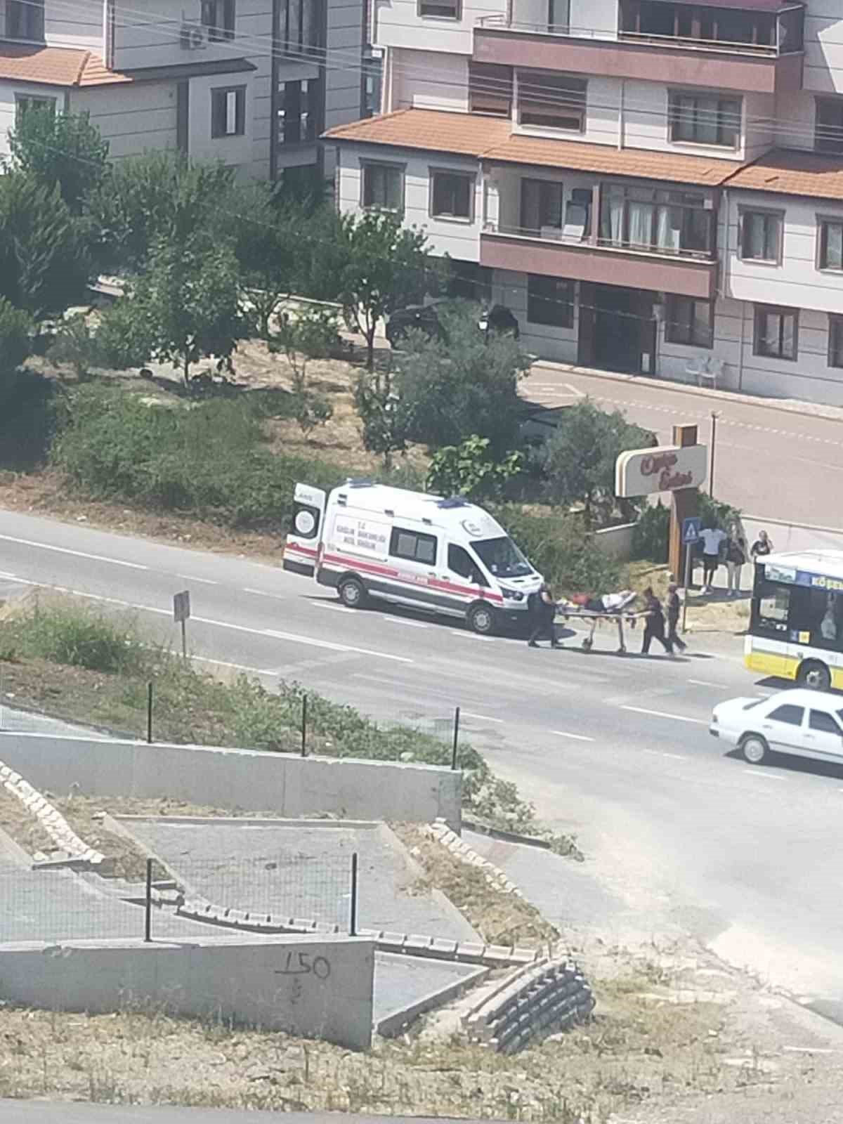 gemlik-te-otobuste-fenalasan-yolcu-hastaneye-kaldirildi