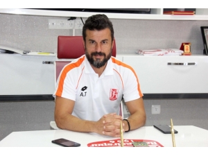 Balıkesirspor Teknik Direktörü Ali Tandoğan: