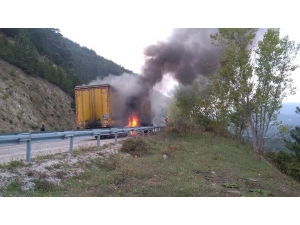 Başkentte Tır Yangını