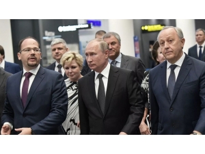 Vladimir Putin, Türklerin İnşa Ettiği Yuri Gagarin Havalimanı’nın Açılışını Yaptı