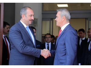 Adalet Bakanı Gül, Kktc Cumhuriyet Meclisi Başkanı Uluçay İle Görüştü