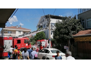Darıca’daki Çatı Yangını Korkuttu