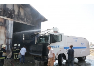 Fabrika Yangınına Toma’lı Müdahale