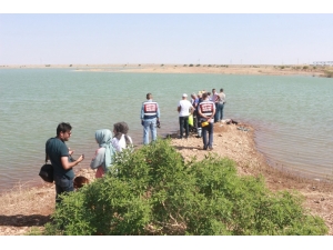 Balık Tutmak İçin Girdiği Gölette Boğuldu