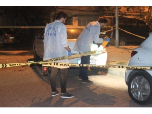 Kağıthane’de Bir Kişi Çarşaf Giyerek Silahlı Saldırı Yaptı: 1 Yaralı